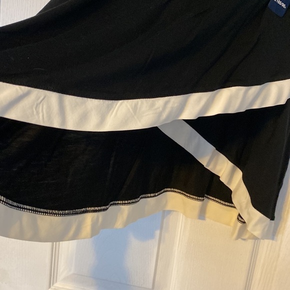 Gap NWT womens sleeveless top; size medium - Picture 3 of 7